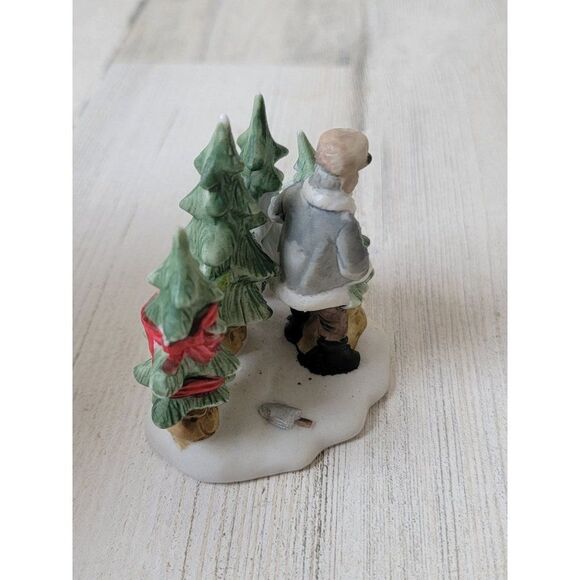 Ceramic Christmas tree chop pick man village accessory xmas - Picture 4 of 6